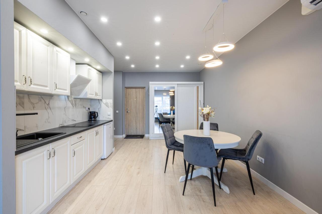 Dharma Stay Apartamentai Su Terasa Ir Vaizdu I Miesta Telsiai Luaran gambar