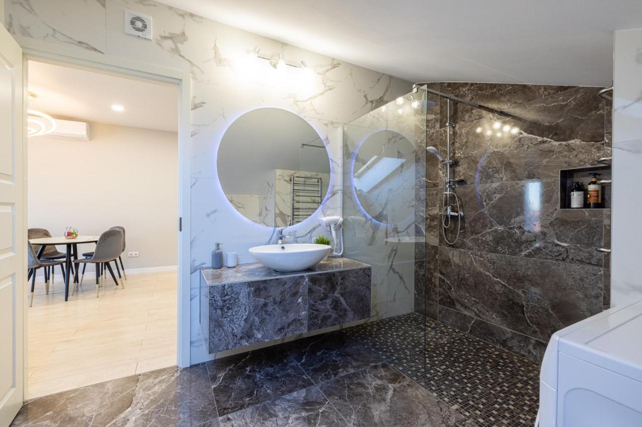 Dharma Stay Apartamentai Su Terasa Ir Vaizdu I Miesta Telsiai Luaran gambar